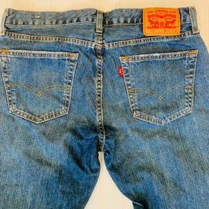 Gently Used Mens Levi 559 Denim Jeans W34 L32